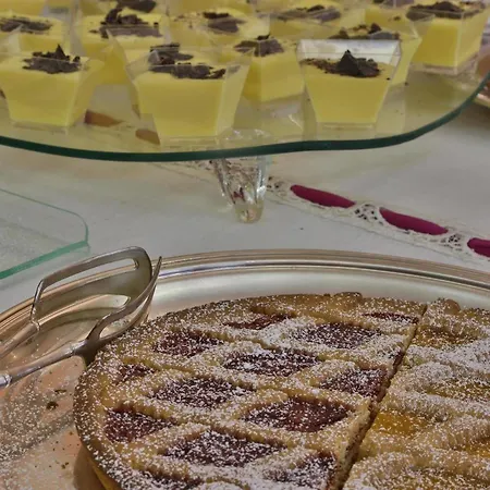 San Giusto 호텔 3*