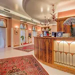 San Giusto Hotel 3*