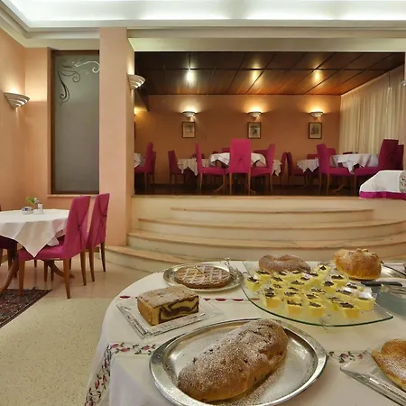 Hotel Western San Giusto 3*