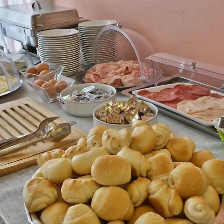Ξενοδοχείο San Giusto 3*